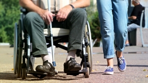 Sprejet predlog Zakona o socialnem vključevanju invalidov